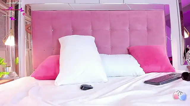 Ahincale online show from 02/12/25, 10:59