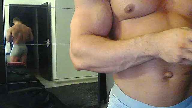 muscularkevin online show from 09/16/25, 03:40