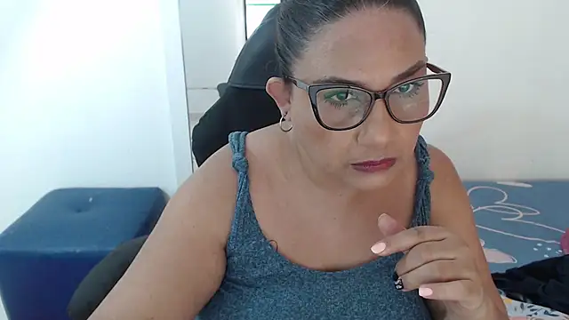 Snapshot of Katha_Marck chatting on 05/02/26, 05:51 Katha Marck online show from 05/02/26, 05:51