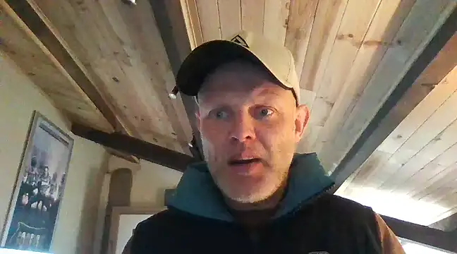 davigochi77bcn online show from 02/27/25, 08:53