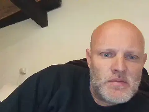 davigochi77bcn online show from 03/21/25, 08:29