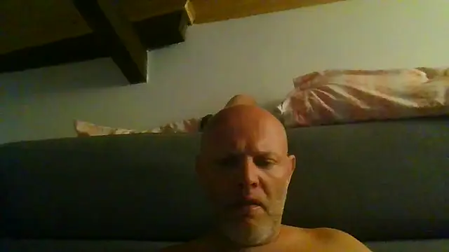 davigochi77bcn online show from 10/04/25, 08:40