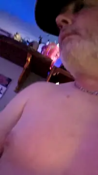 Hotredheadandtoungelasher online show from 02/23/26, 12:30