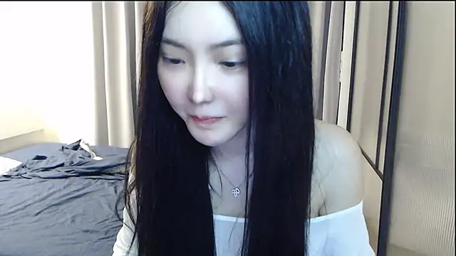Snapshot of TBgril chatting on 06/27/26, 12:44 TBgril online show from 06/27/26, 12:44