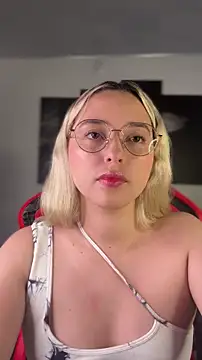 Irisweet  online show from 12/18/25, 10:27