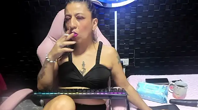 mature sexi40 online show from 03/18/25, 11:53