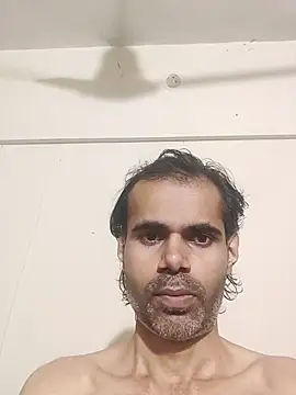 Snapshot of india_cobra chatting on 11/29/25, 02:42 india cobra online show from 11/29/25, 02:42