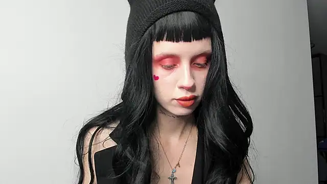 FlowerOfSin2001 online show from 03/12/25, 06:44