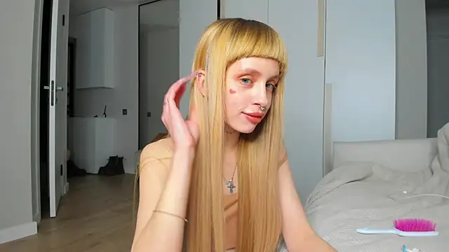 FlowerOfSin2001 online show from 04/09/26, 04:23