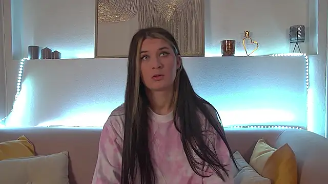 RachelSimpson online show from 02/23/25, 06:23