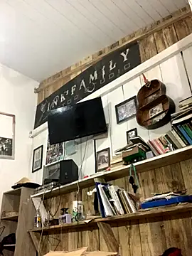 raphadoors19 online show from 11/17/25, 05:52