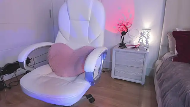 Snapshot of Daniela_Miller_ chatting on 03/11/25, 05:38 Daniela Miller online show from 03/11/25, 05:38