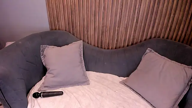 Sariitaa  online show from 01/14/26, 02:23