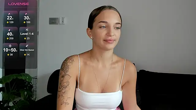 Snapshot of minimaya chatting on 12/14/24, 03:18 minimaya online show from 12/14/24, 03:18