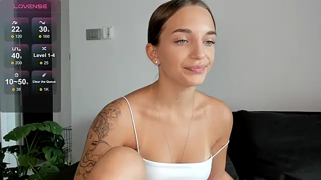 Snapshot of minimaya chatting on 12/14/24, 06:24 minimaya online show from 12/14/24, 06:24