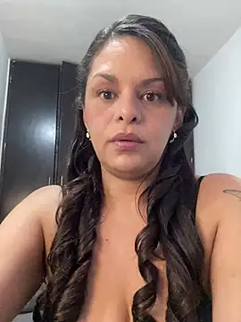 Kataliina online show from 01/25/25, 01:54