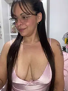 Kataliina online show from 03/21/25, 05:21