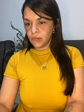 Kataliina online show from 10/15/25, 03:28