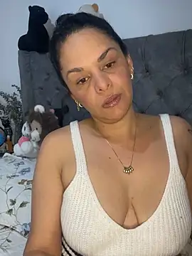 Kataliina online show from 11/21/25, 12:54