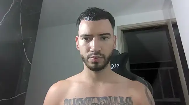 Snapshot of Dangerous-Men chatting on 02/18/25, 03:53 Dangerous-Men online show from 02/18/25, 03:53