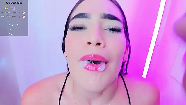 Snapshot of Litzy1_ chatting on 01/17/25, 04:49 Litzy1  online show from 01/17/25, 04:49