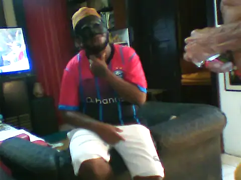 Snapshot of dutra498 chatting on 03/08/26, 05:33 dutra498 online show from 03/08/26, 05:33