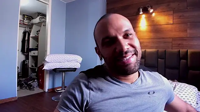 anthonylatynxd online show from 02/18/25, 02:27