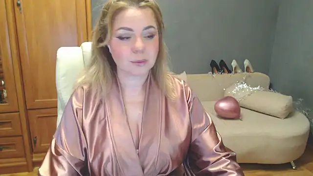 Snapshot of Cute_sun chatting on 05/10/26, 06:13 Cute sun online show from 05/10/26, 06:13