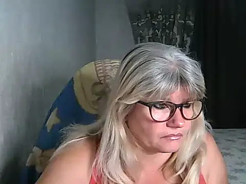 Diana 49 online show from 09/28/25, 07:36