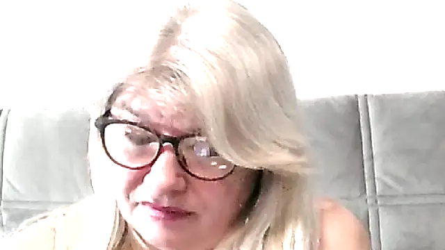 Diana 49 online show from 02/01/26, 04:44