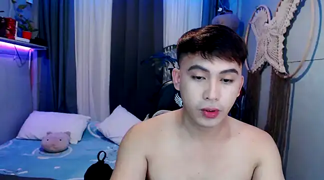 Snapshot of princeJayX chatting on 02/05/25, 10:19 princeJayX online show from 02/05/25, 10:19