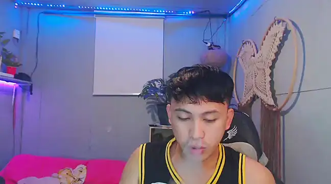 Snapshot of princeJayX chatting on 02/12/25, 11:40 princeJayX online show from 02/12/25, 11:40