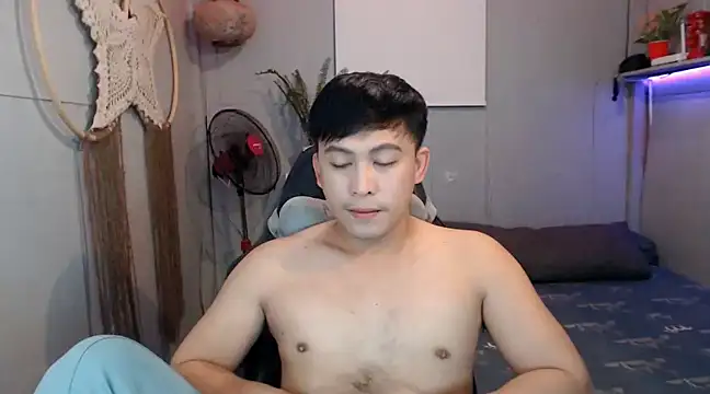 Snapshot of princeJayX chatting on 02/26/25, 05:42 princeJayX online show from 02/26/25, 05:42