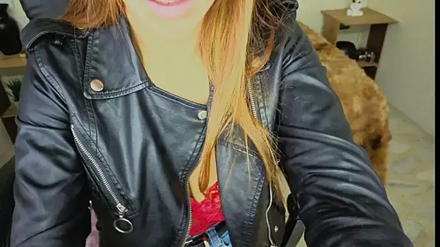 AnisiaFarina online show from 11/21/25, 11:20