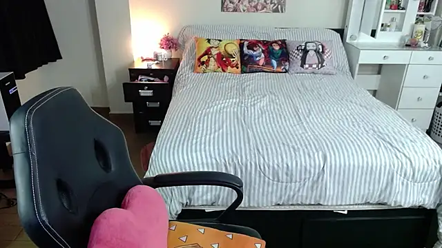 kittykat18x online show from 05/29/26, 02:09