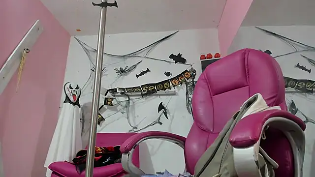 CAMILA--REY online show from 10/23/25, 10:30