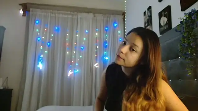 3littleschoolteens online show from 12/18/25, 08:09