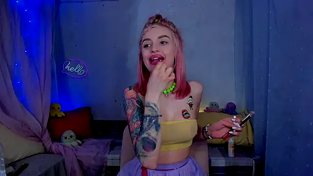 LickLizzy online show from 03/22/25, 05:06