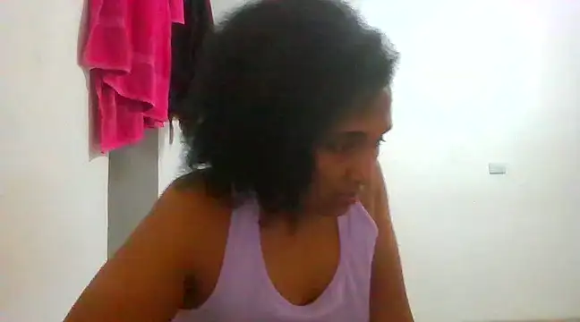 Snapshot of Aishamara chatting on 02/04/25, 07:40 Aishamara online show from 02/04/25, 07:40