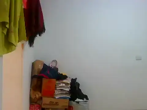 Snapshot of Aishamara chatting on 02/15/25, 03:50 Aishamara online show from 02/15/25, 03:50