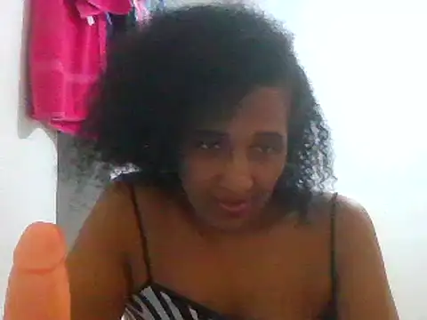 Snapshot of Aishamara chatting on 02/18/25, 04:26 Aishamara online show from 02/18/25, 04:26