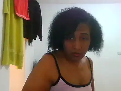 Snapshot of Aishamara chatting on 03/09/25, 06:21 Aishamara online show from 03/09/25, 06:21