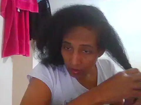 Snapshot of Aishamara chatting on 03/16/25, 03:06 Aishamara online show from 03/16/25, 03:06