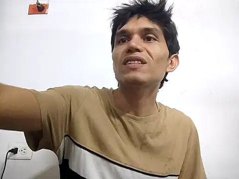 PrivCamZone online show from 10/26/25, 01:44