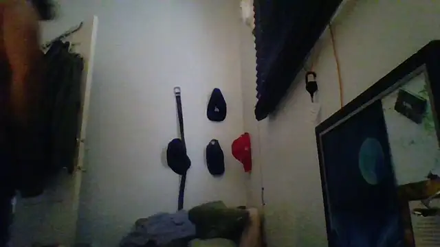Snapshot of CleanGrey chatting on 04/28/26, 10:48 CleanGrey online show from 04/28/26, 10:48