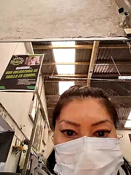 LaInsaciableIntensa online show from 11/28/25, 04:53