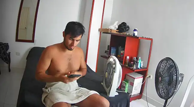 lechero226 online show from 01/24/25, 03:45