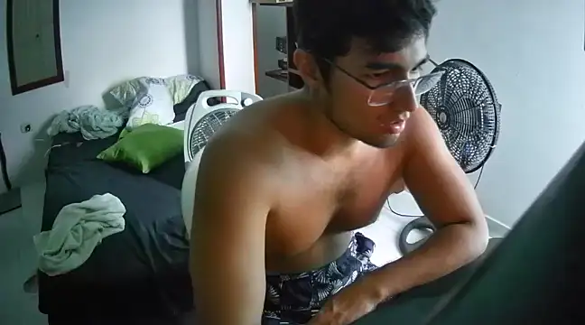 lechero226 online show from 02/08/25, 07:05