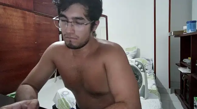 lechero226 online show from 03/21/25, 07:11