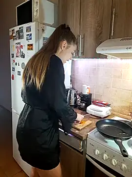 Keli Jessi online show from 12/02/24, 06:21